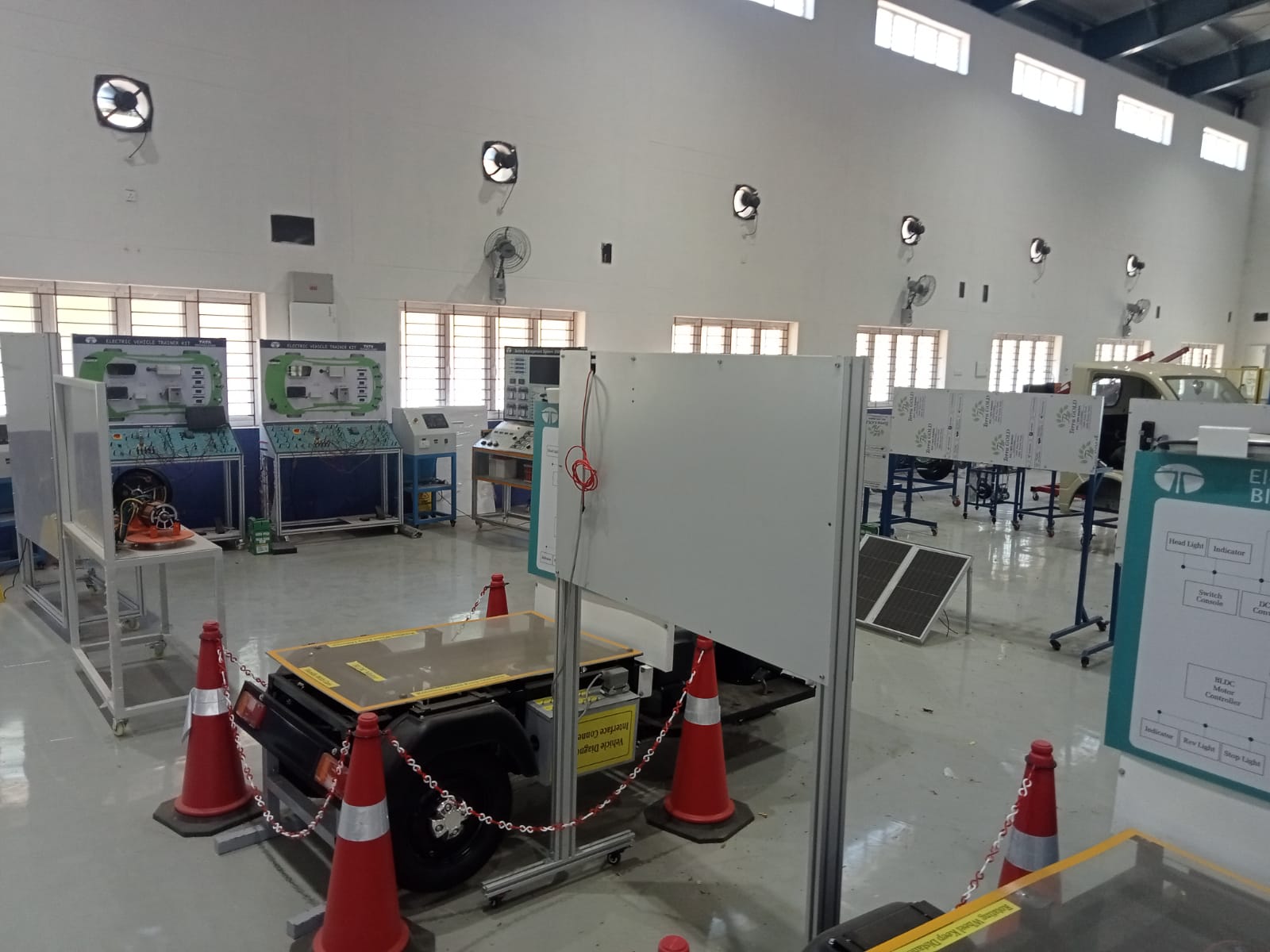 Industry 4.0 Centre of Excellence - Photo 44